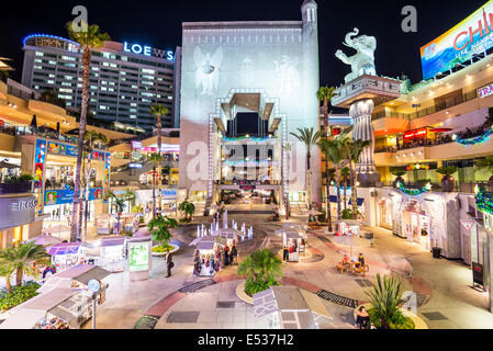 Hollywood und Highland Komplex in der Nacht in Hollywood, Kalifornien. Stockfoto