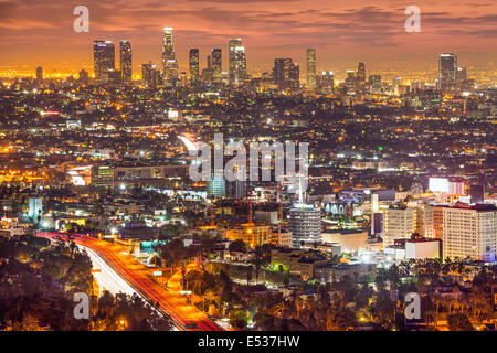 Los Angeles, Kalifornien, USA downtown Skyline bei Nacht. Stockfoto