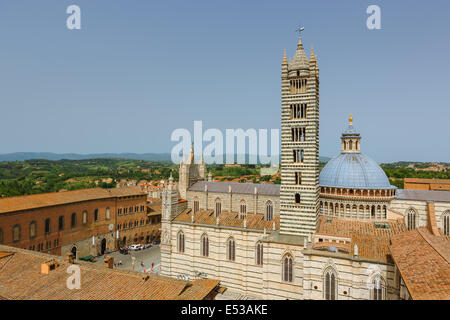 Von der Spitze des dell'Opera Il Museo del Duomo. Der feinste Beobachtung Punkt von Siena. Ein atemberaubendes Panorama mit Blick auf Sie Stockfoto