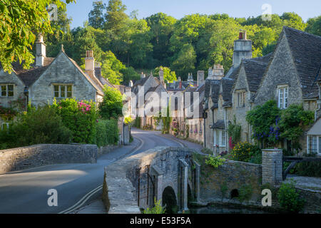 Am frühen Morgen in Castle Combe, die Cotswolds, Wiltshire, England Stockfoto