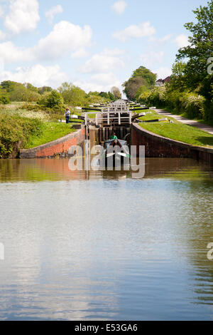 Caen Hill Flug der Verriegelungen auf dem Kennet und Avon Kanal Devizes, Wiltshire, England Stockfoto