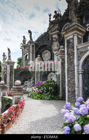 Blick auf die Gärten auf der Insel Isola Bella-Lago Maggiore-Italien Stockfoto