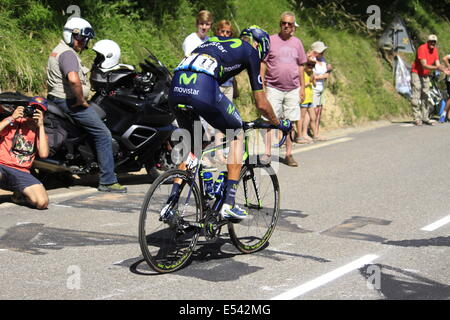 Col de Palaquit, Frankreich. 18. Juli 2014. 13. Etappe der Tour de France-Saint-Etienne - Chamrousse in den Alpen. Während dieses Stadiums überqueren die Fahrer den Col de Palaquit in den Bergen Chartreuse. Sarcenas, Sappey, Frankreich Credit: Thibaut/Alamy Live-Nachrichten Stockfoto