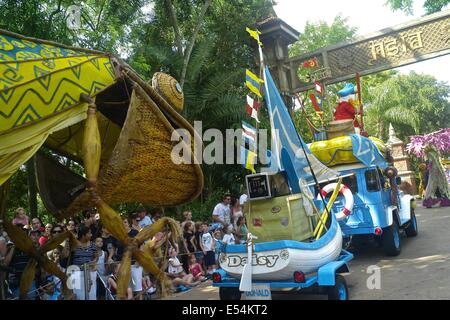 Mickys Jammin ' Dschungel-Parade. Disneys Tierkönigreich Stockfoto