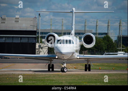 Gulfstream Aerospace G-IV-X Gulfstream Jet, Farnborough Airport Stockfoto