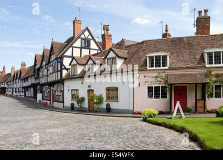 Historische Holzhäuser in Warwick, einer mittelalterlichen Grafschaft in Warwickshire, England Stockfoto