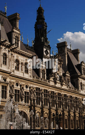 París. Toen Halle (Hotel de Ville). In 1873 und 1892 durch die Architekten Theodore Ballu und Edouard Deperthes umgebaut. Stockfoto