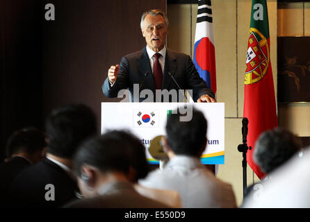 Seoul, Südkorea. 21. Juli 2014. Portugiesische Staatspräsident Anibal Cavaco Silva hält eine Rede bei einem Forum Geschäftsessen in Seoul, Südkorea, 21. Juli 2014. © Park Jin-Hee/Xinhua/Alamy Live-Nachrichten Stockfoto