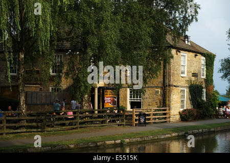 Der Navigation-Pub in Stoke Bruerne, Northamptonshire Stockfoto