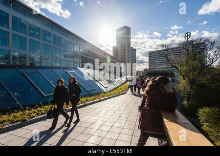 Aussichtsplattform der Bikini Berlin, Deutschland Stockfoto