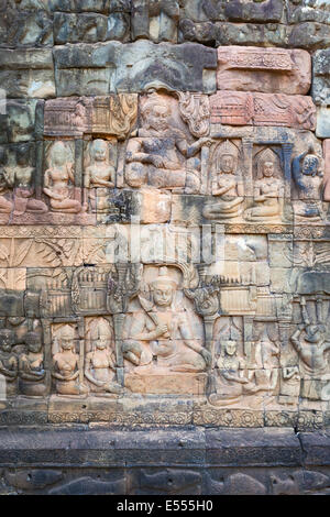 Bas-Reliefs auf der Terrasse der Elefanten, Angkor Thom, Kambodscha Stockfoto