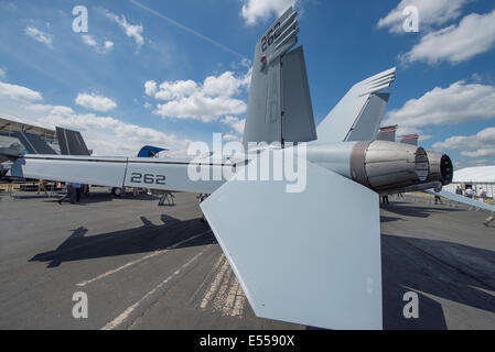 US-Marinekorps McDonnell Douglas Boeing F/A-18 Hornet Multirole Kämpfer Flugzeuge im statischen Park, Farnborough Stockfoto