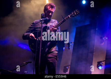 Mailand, Italien. 20. Juli 2014. Die englische Rockband Editoren führt live am Ippodromo Del Galoppo während "City Sound Milano" Credit: Rodolfo weitertransferiert/Alamy Live News Stockfoto