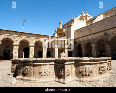 Claustros della La Compañía Handelszentrum - Arequipa, Peru Stockfoto