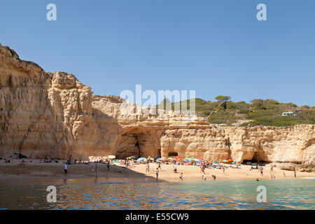 Praia da Carvalho (Carvalho Strand), der Algarve, Portugal, Europa Stockfoto