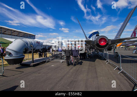 F3-5 JSF joint Strike Fighter Lightning ll Motor und Zelle anzeigen in Farnborough International Air Show 15. Juli 2014 Stockfoto