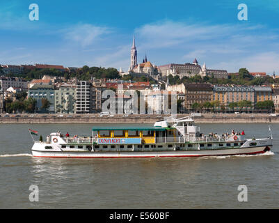 Boot auf der Donau, Budapest, Ungarn Stockfoto
