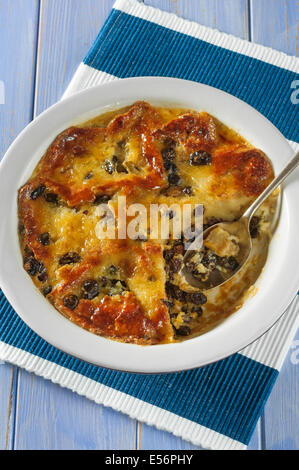 Bread And Butter Pudding. Beliebtes Dessert UK Stockfoto