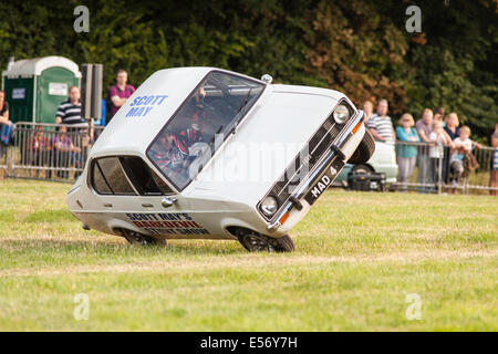 Scott Mays Daredevil Stunt-show, Matterley Schüssel, Winchester, Hampshire, England. Stockfoto
