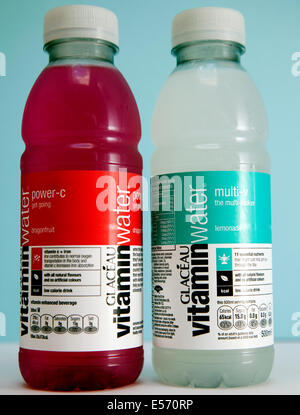 Glaceau Vitaminwasser Energy-Drink - Rapper 50 Cent ist ein Investor - jetzt im Besitz von Coca-Cola Stockfoto