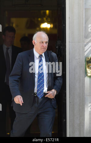 London, UK. 22. Juli 2014.Business Sekretär Vince Cable verlässt Downing Street nach der wöchentlichen Kabinettssitzung Credit: Amer Ghazzal/Alamy Live-Nachrichten Stockfoto