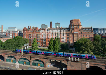 Die Sackville Street Gebäude, das an der University of Manchester, obwohl früher Teil des UMIST (nur zur redaktionellen Verwendung) gehört. Stockfoto