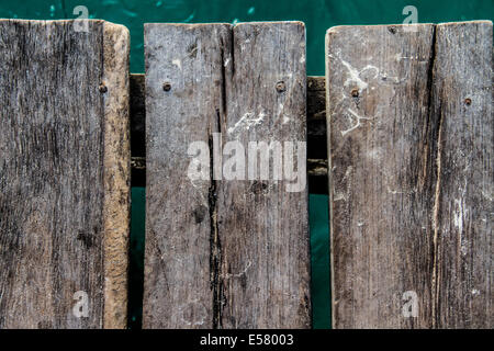 Holzbohlen dock Textur am Meer Stockfoto