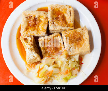 Chinesisch und Taiwan Traditionelles berühmte Essen - Stinky Tofu Stockfoto