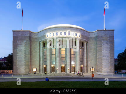 Theater Volksbühne am Rosa-Luxemburg-Platz Platz, Bezirk Mitte, Berlin, Deutschland Stockfoto