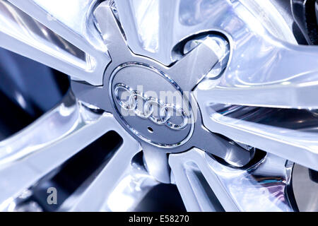 Audi Logo Audi AG, Teil des Volkswagen Konzerns, auf ein Auto Felge, 65. International Motor Show IAA 2013, Frankfurt Am Main, Hessen Stockfoto