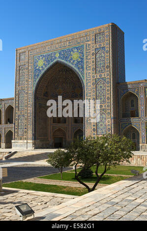 Tilya-Kori Medresen, Registan, Samarkand, Usbekistan Stockfoto