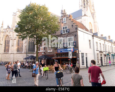 Sommer am Nachmittag-Szene in der historischen Stadt von Breda, Niederlande Stockfoto