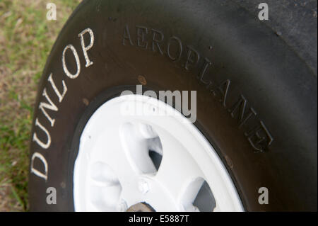 Mk1 Supermarine Spitfire P9374 fliegen wieder restauriert. Die Spitfire wurde über Calais 1940 abgeschossen Stockfoto