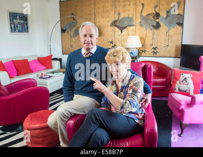 Neil und Christine Hamilton in ihrem Haus in Battersea Stockfoto