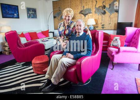 Neil und Christine Hamilton in ihrem Haus in Battersea Stockfoto