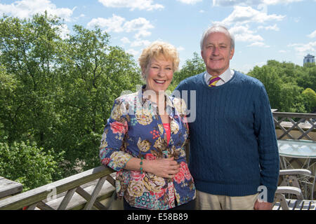 Neil und Christine Hamilton in ihrem Haus in Battersea Stockfoto