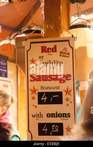 Wurst Stand am deutschen Markt birmingham Stockfoto