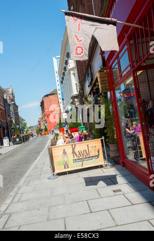 Breite Straße im Bereich Hockley Nottingham City, England UK Stockfoto