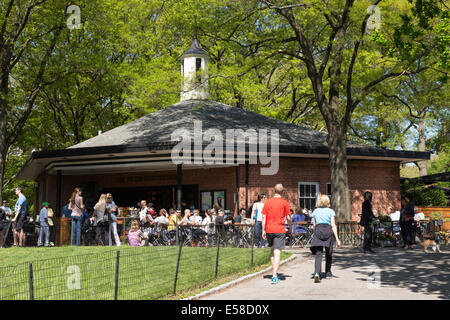 Le Pain Quotidien - Bäckerei & Gemeinschaftstisch im Central Park, New York