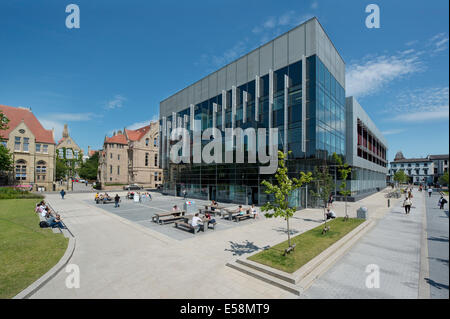 Das Alan Gilbert lernen Commons Gebäude, entworfen von Sheppard Robson, an der Universität Manchester. (Nur zur redaktionellen Verwendung). Stockfoto