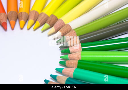 Isolierte Kreis mit bunten Stiften Stockfoto