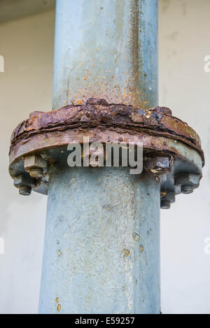 Punkt der Wasserleitungen korrodieren. Rost-Rohr Stockfoto