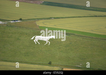 Eine Luftaufnahme von Devizes Millennium White Horse in Wiltshire UK. Stockfoto