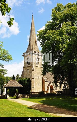 St Marys Kirche, Lower Slaughter, Cotswolds, Gloucestershire, England, UK, Westeuropa. Stockfoto