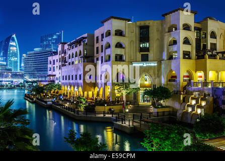 Ansicht des Palace Hotel in der Nacht am 13. November 2013 in Dubai, VAE. Es befindet sich auf der alten Stadt Insel ich Stockfoto