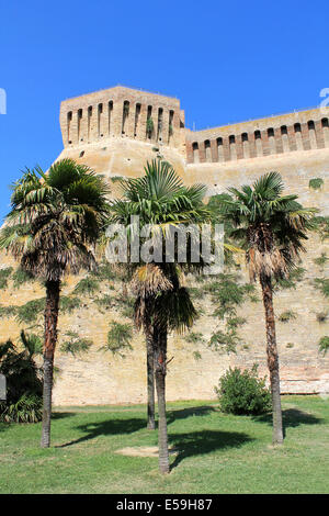 Mittelalterliche Festung von Acquaviva Picena, Italien Stockfoto