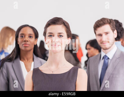 Porträt von zuversichtlich Geschäftsleute Stockfoto