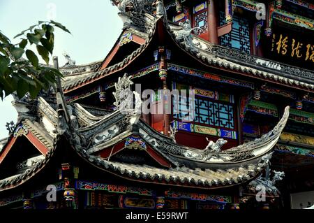 JIE ZI ANCIENT TOWN, CHINA: Detail der herrlichen Qing-Dynastie des 19. Jahrhunderts Ruilong Brücke Stockfoto