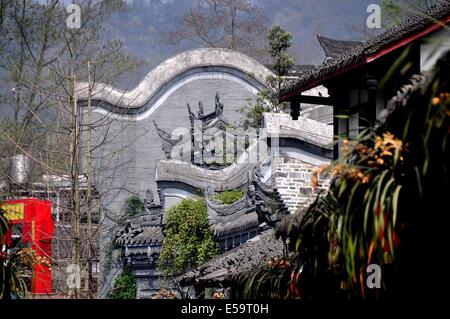 JIE ZI antiken Stadt (SICHUAN), CHINA: Schöner Stein und Ziegel Gebäude beherbergen Jie Zi Museum auf Jinyu Straße Stockfoto