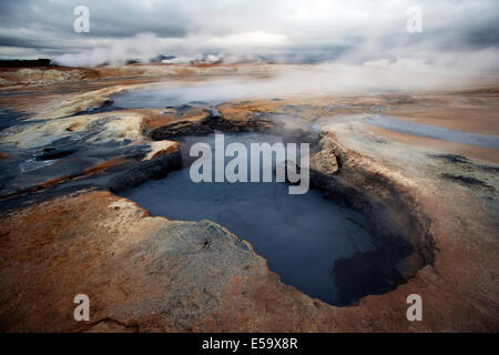 Sieden Mudpools am Namafjall Hverir - Myvatn Region North Central Island Stockfoto